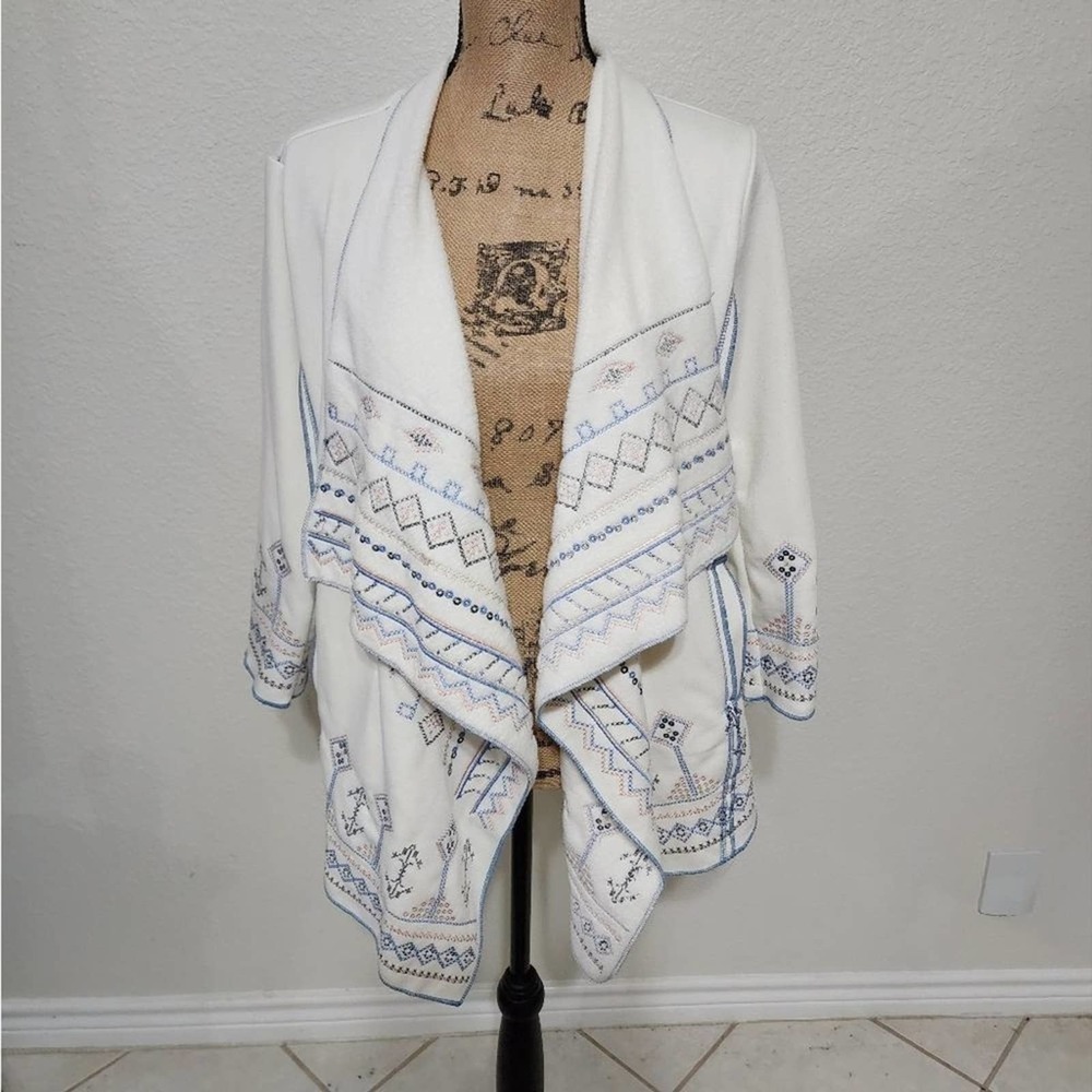 MULTIPLES super soft comfy warm embroidered asymmetrical jacket Size medium